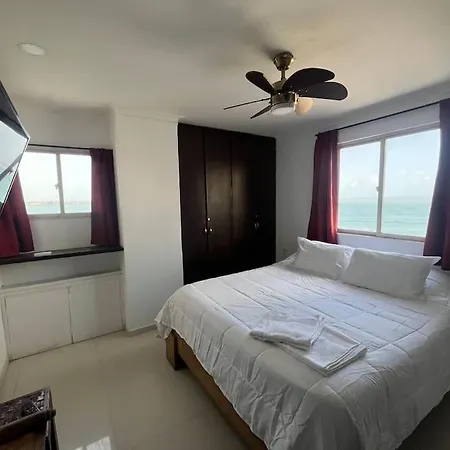 Cozy Beachfront Apt Great Views * Cartagena