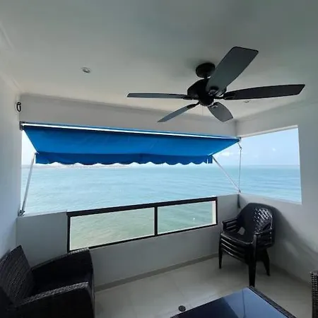 Cozy Beachfront Apt Great Views Apartment Cartagena