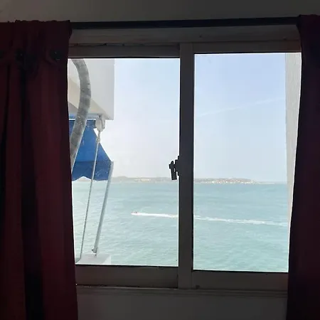 Apartamento Cozy Beachfront Apt Great Views Cartagena