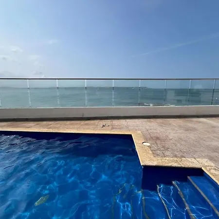 Cozy Beachfront Apt Great Views * Cartagena